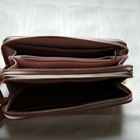 wallet - Picture 2 of 3